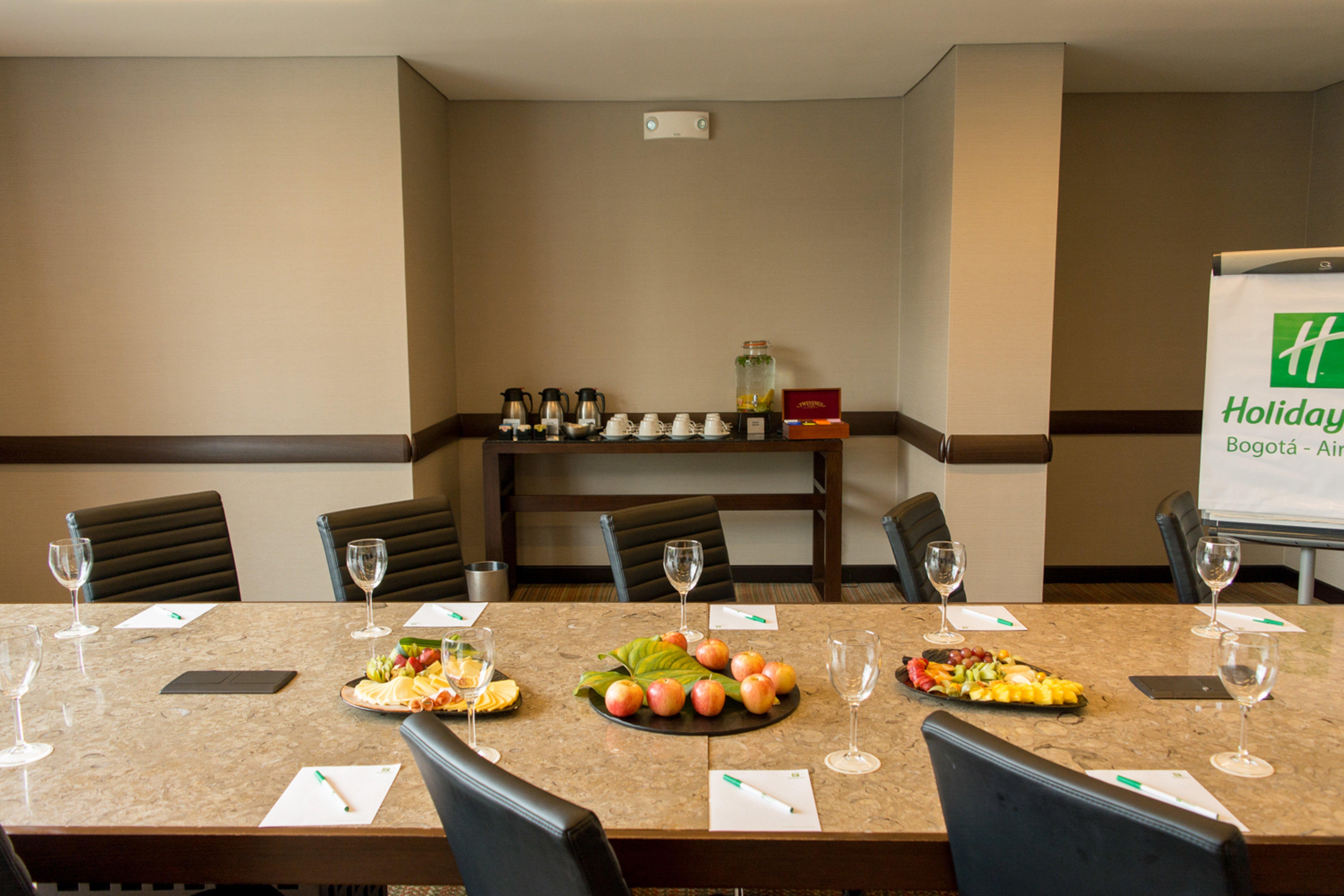 Holiday Inn Bogota Airport By Ihg Esterno foto