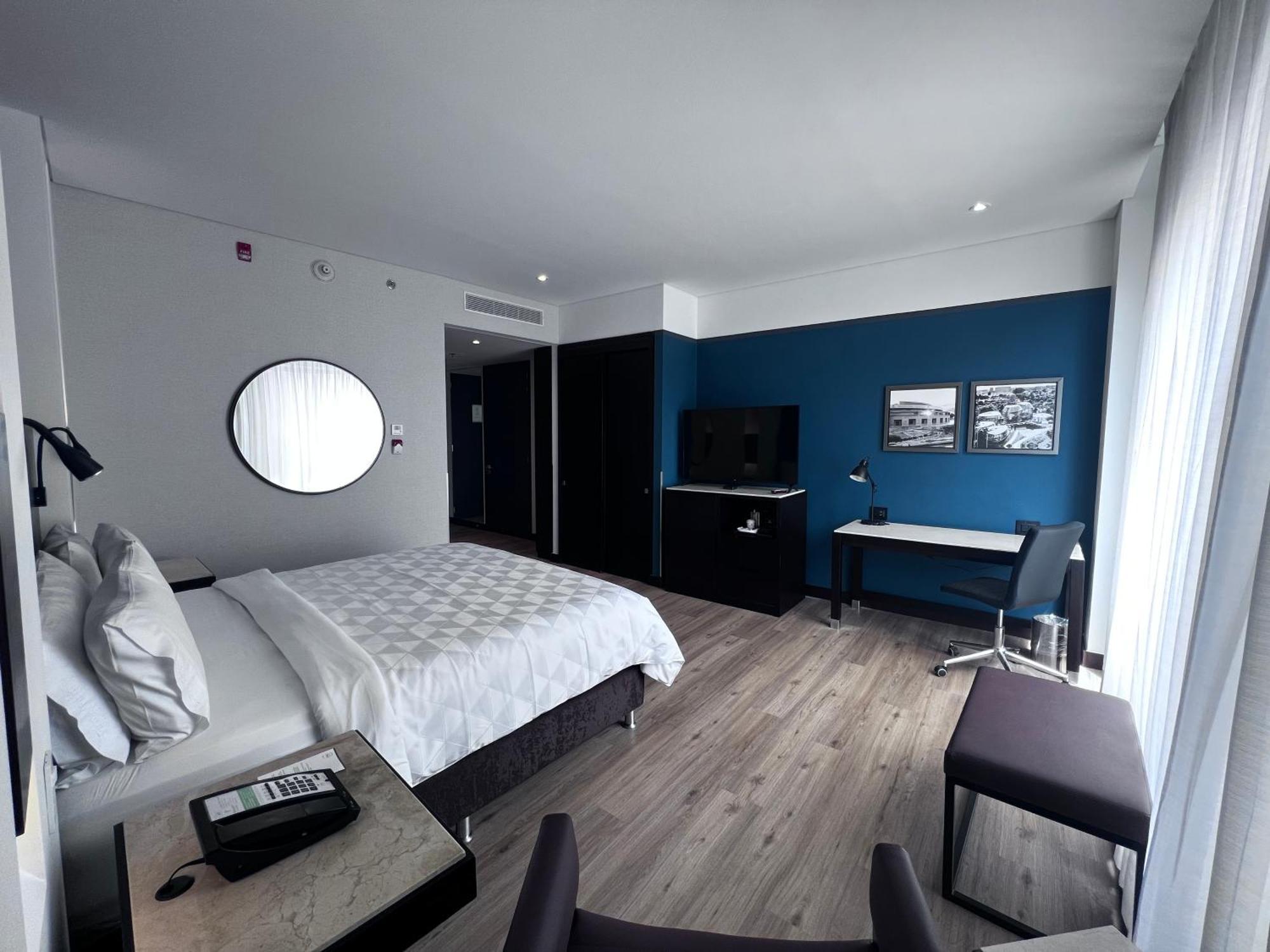 Holiday Inn Bogota Airport By Ihg Esterno foto