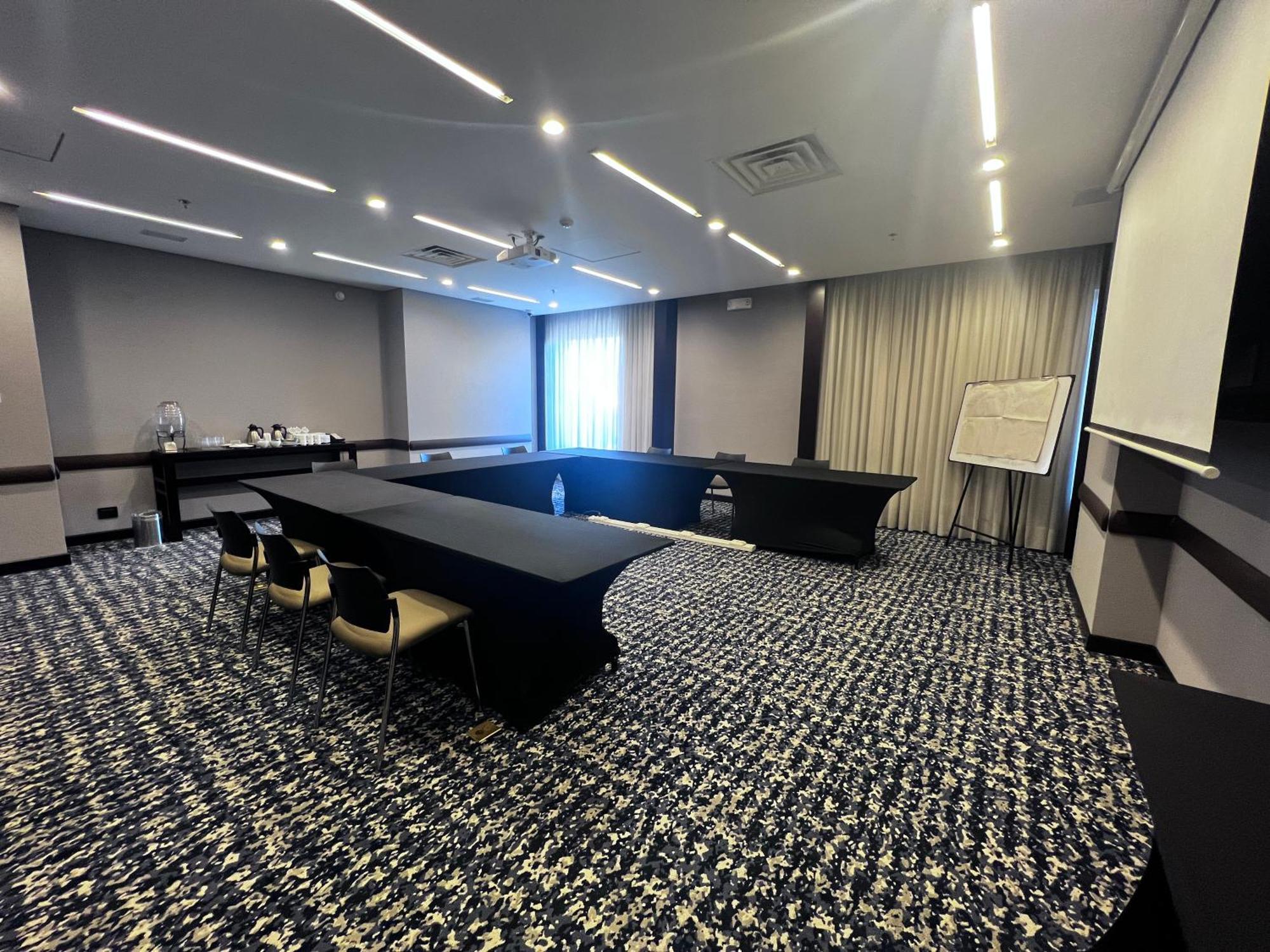 Holiday Inn Bogota Airport By Ihg Esterno foto