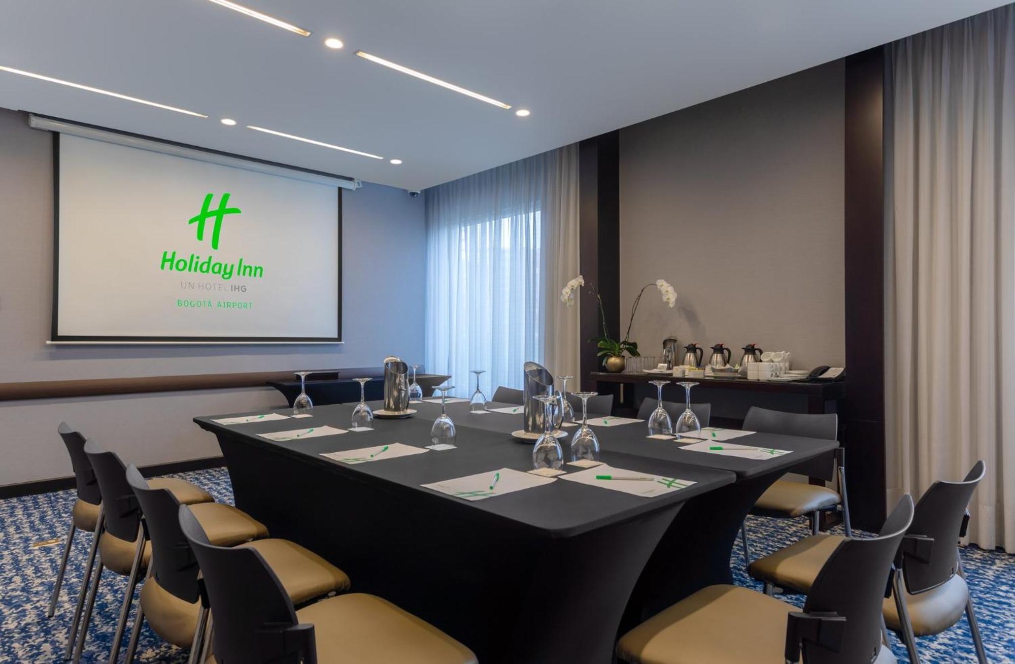 Holiday Inn Bogota Airport By Ihg Esterno foto
