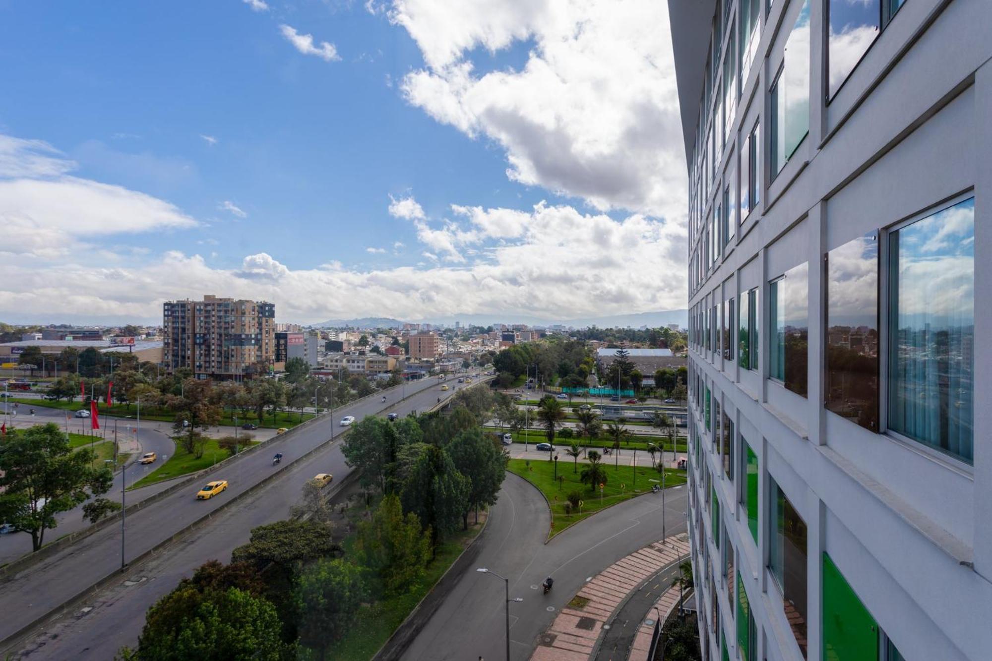 Holiday Inn Bogota Airport By Ihg Esterno foto